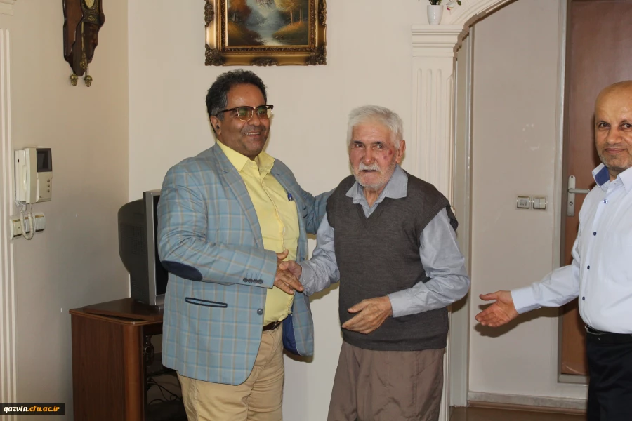 عیادت مدیریت امور پردیس های استان قزوین ازآقای شعبانی همکار پیشکسوت دانشگاه 5