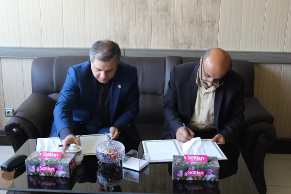 امضای تفاهم نامه همکاری بین دانشگاه فرهنگیان استان قزوین وسازمان انتقال خون استان 2