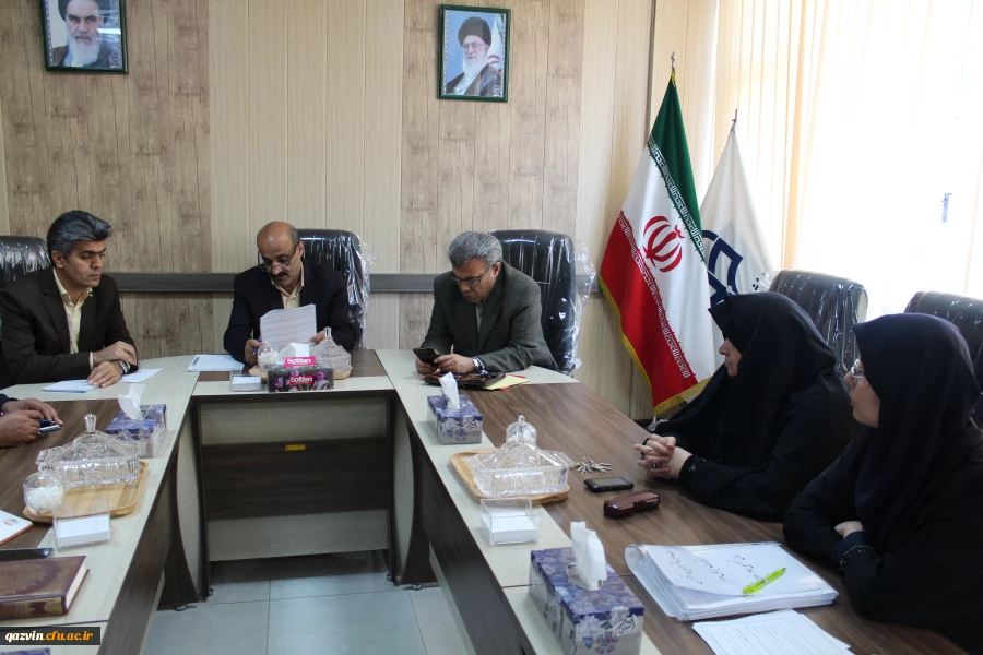برگزاری سومین جلسه شورای آموزشی دانشگاه فرهنگیان استان قزوین 4