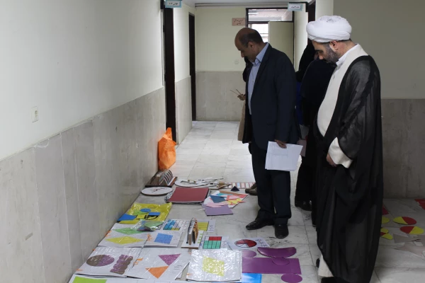 بازدید سرپرست مدیریت امور پردیس های استان قزوین ازدست سازه های حجمی درس ریاضی دانشجویان پردیس بنت الهدی صدر 5