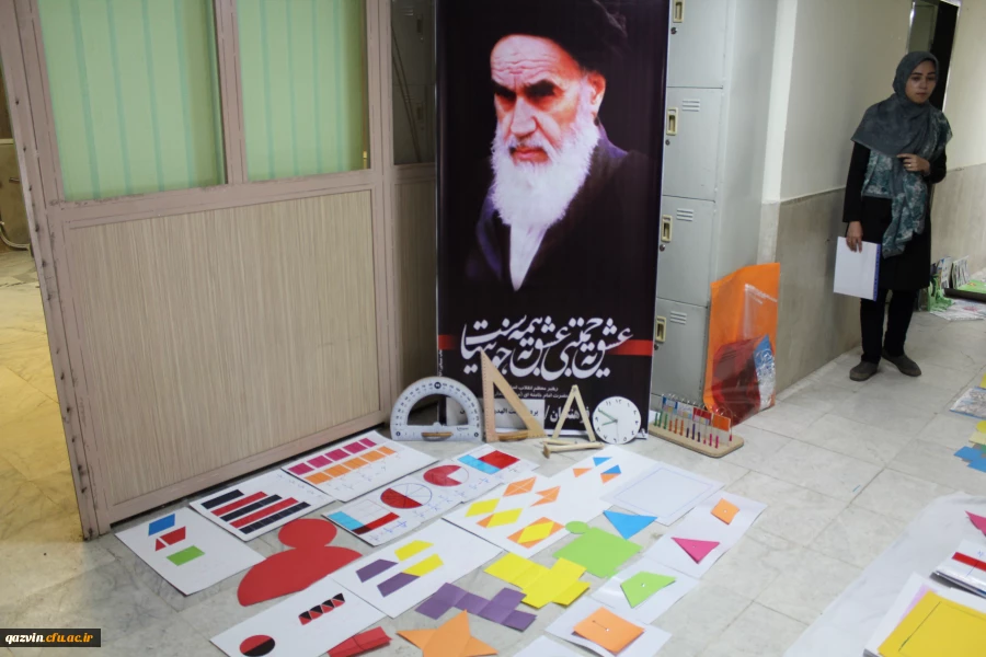 بازدید سرپرست مدیریت امور پردیس های استان قزوین ازدست سازه های حجمی درس ریاضی دانشجویان پردیس بنت الهدی صدر 6