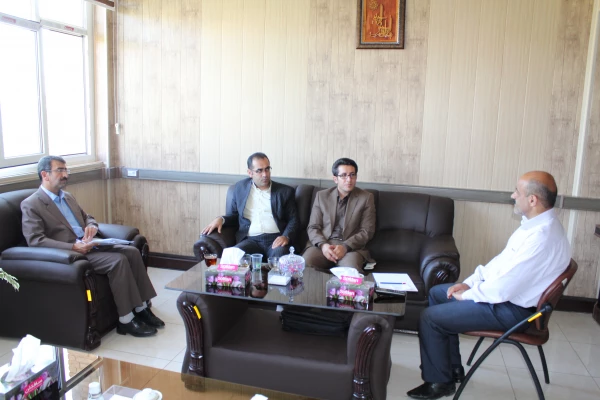 جلسه مدیریت امور پردیس های استان با اساتید مشاور دوره توانمند سازی فرهنگی، مهارت آموزان ماده  2