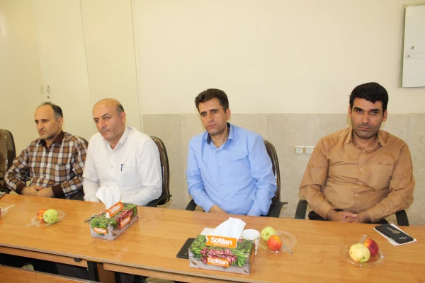 برگزاری جلسه شورای اداری دانشگاه فرهنگیان استان قزوین 7