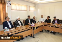 دیدارمعاون ارزیابی وعملکرد دانشگاه فرهنگیان کشور وهیئت همراه با مسئولین،اعضای هیئت علمی وکارکنان دانشگاه فرهنگیان استان قزوین
دکتر علی محمدی :ماباید پرچمدار احیای تربیت معلم دردوره کنونی باشیم. 4