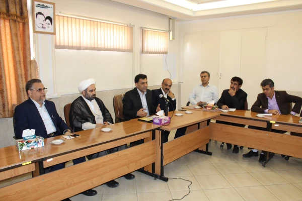 دیدارمعاون ارزیابی وعملکرد دانشگاه فرهنگیان کشور وهیئت همراه با مسئولین،اعضای هیئت علمی وکارکنان دانشگاه فرهنگیان استان قزوین
دکتر علی محمدی :ماباید پرچمدار احیای تربیت معلم دردوره کنونی باشیم. 4