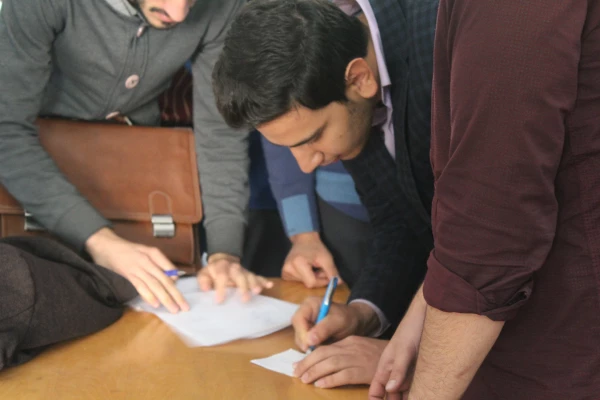 استقرارتیمهای تبلیغاتی دانشگاه فرهنگیان استان قزوین درپایگاه های انتخاب رشته کنکوردرسراسراستان 3