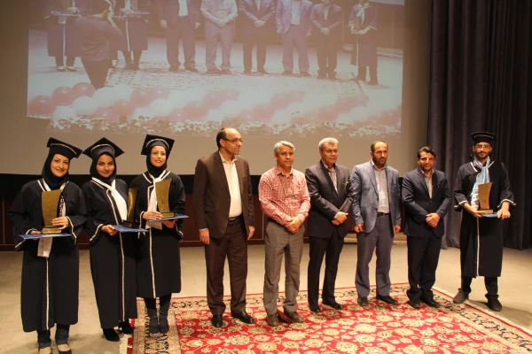 دردانشگاه فرهنگیان استان قزوین برگزارشد:"جشن فارغ التحصیلی دانشجویان ورودی 93دانشگاه فرهنگیان استان قزوین" 5