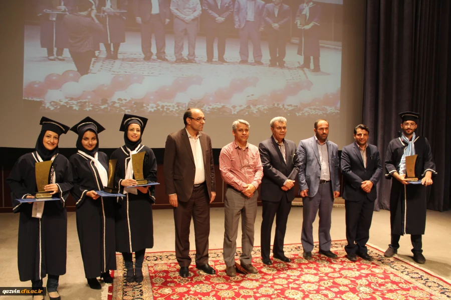 دردانشگاه فرهنگیان استان قزوین برگزارشد:"جشن فارغ التحصیلی دانشجویان ورودی 93دانشگاه فرهنگیان استان قزوین" 5