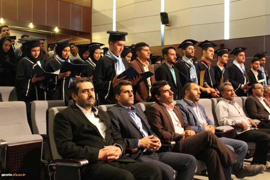 دردانشگاه فرهنگیان استان قزوین برگزارشد:"جشن فارغ التحصیلی دانشجویان ورودی 93دانشگاه فرهنگیان استان قزوین" 8