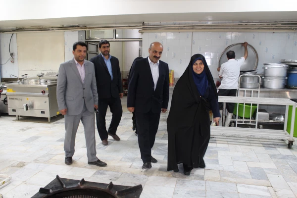 افتتاح دوسرای دانشجویی بهسازی شده دردانشگاه فرهنگیان استان قزوین توسط خانم دکتر علی نژاد معاونت دانشجویی 3