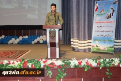 خانم قدیمی دانشجومعلم جدیدالوروداستان قزوین درآیین استقبال