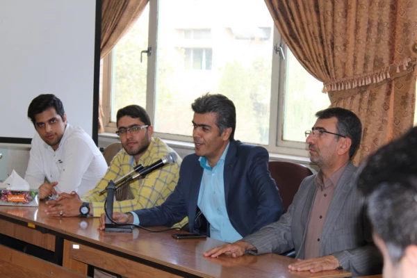 برگزاری جلسه تودیعه و معارفه دبیر انجمن اسلامی دانشجو معلمان پردیس شهید رجائی قزوین 3