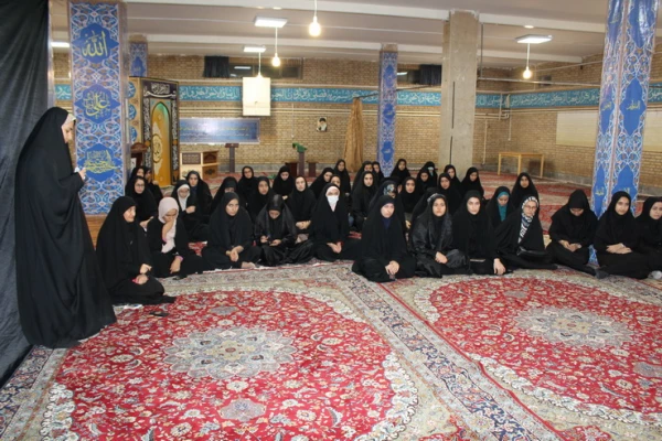 برگزاری جلسه پرسش وپاسخ دانشجویان پردیس بنت الهدی صدر قزوین 2