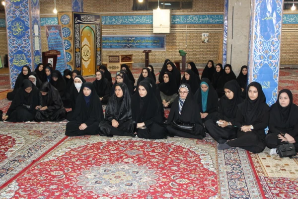 برگزاری جلسه پرسش وپاسخ دانشجویان پردیس بنت الهدی صدر قزوین 4