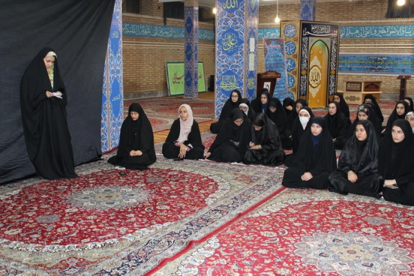 برگزاری جلسه پرسش وپاسخ دانشجویان پردیس بنت الهدی صدر قزوین 5