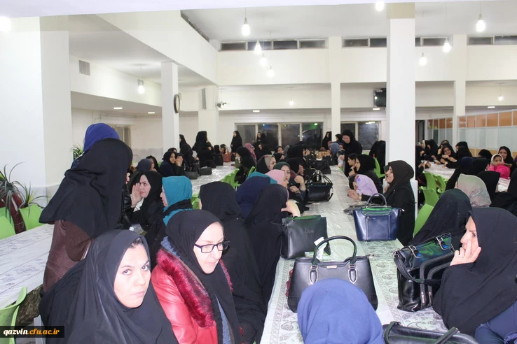 دردانشگاه فرهنگیان استان قزوین برگزارشد"" همایش مدیران ومعلمان مدارس مجری طرح کارورزی مدارس استان قزوین "" 2