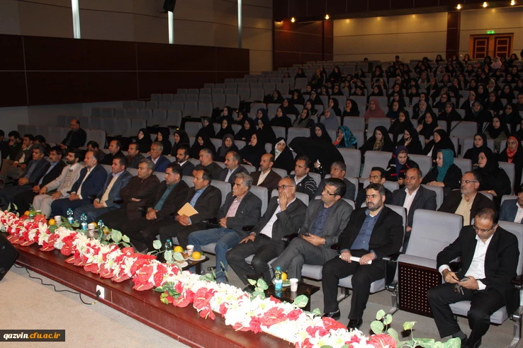 دردانشگاه فرهنگیان استان قزوین برگزارشد"" همایش مدیران ومعلمان مدارس مجری طرح کارورزی مدارس استان قزوین "" 2