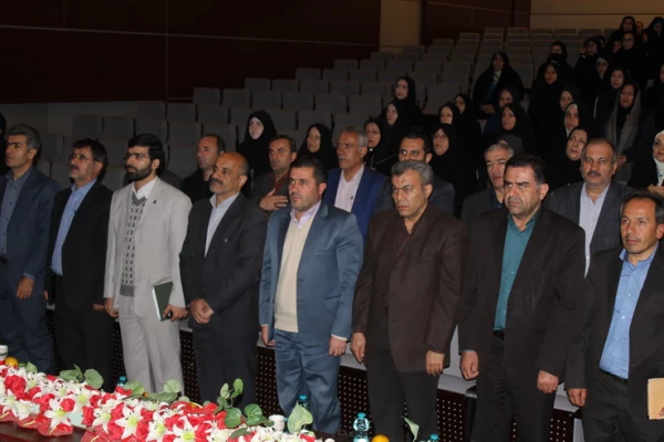 دردانشگاه فرهنگیان استان قزوین برگزارشد"" همایش مدیران ومعلمان مدارس مجری طرح کارورزی مدارس استان قزوین "" 2