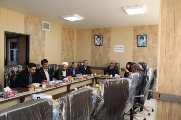 برگزارچهارمین جلسه هیات امنای دانشگاه فرهنگیان استان قزوین 9