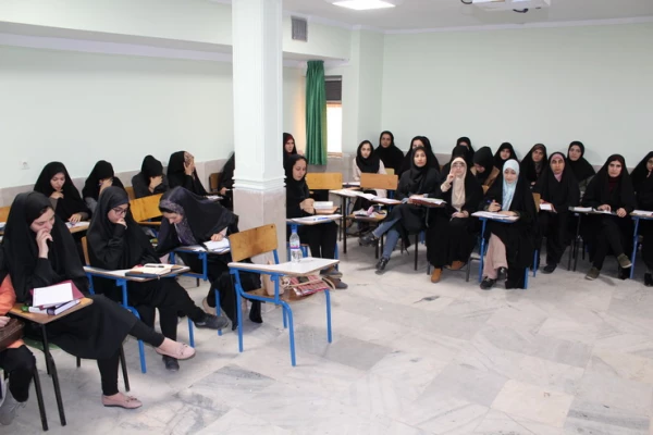 برگزاری کارگاه مشاوره باموضوع هدایت تحصیلی درپردیس بنت الهدی صدر قزوین 6