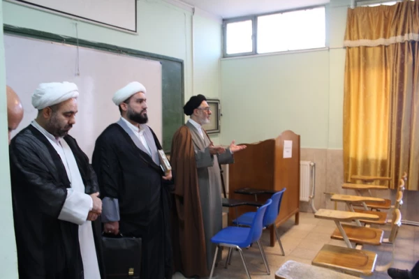 برگزاری دوره تخصصی16ساعته نماز(طرح معراج)دردانشگاه فرهنگیان استان قزوین 2