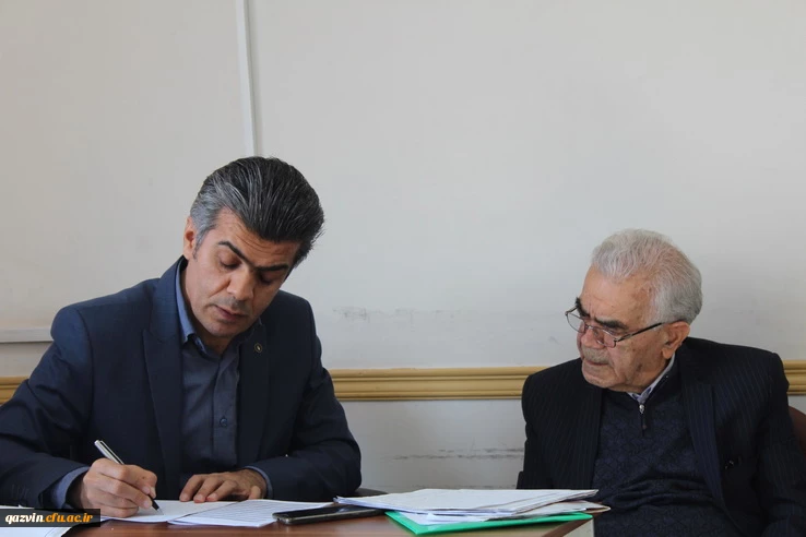 به مناسبت نکوداشت تربیت معلم صورت گرفت"مصاحبه بااستاد احمد آزادفر اولین رئیس تربیت معلم قزوین 3