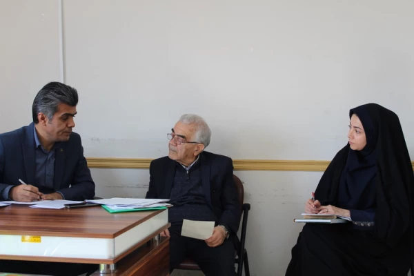 به مناسبت نکوداشت تربیت معلم صورت گرفت"مصاحبه بااستاد احمد آزادفر اولین رئیس تربیت معلم قزوین 2