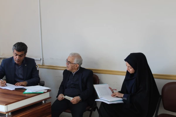 به مناسبت نکوداشت تربیت معلم صورت گرفت"مصاحبه بااستاد احمد آزادفر اولین رئیس تربیت معلم قزوین 2