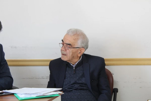 به مناسبت نکوداشت تربیت معلم صورت گرفت"مصاحبه بااستاد احمد آزادفر اولین رئیس تربیت معلم قزوین 2