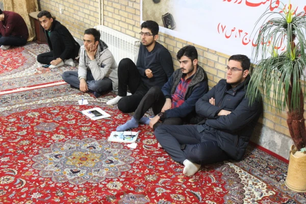 دردانشسگاه فرهنگیان استان قزوین برگزارشد" جلسه پرسش وپاسخ دانشجویان پردیس شهیدرجایی بامسئولین دانشگاه " 2