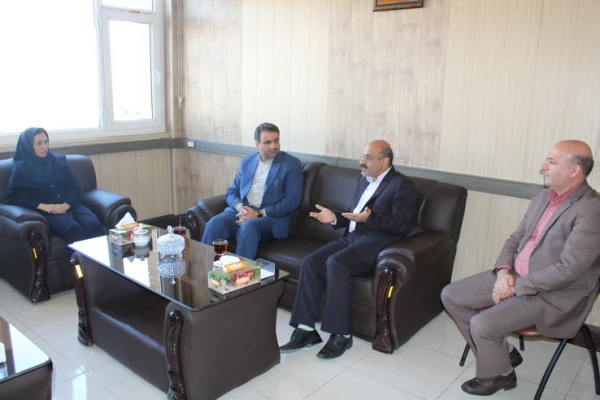 مدیرعامل بانک تجارت استان قزوین ازپرداخت تسهیلات باسود پایین به همکاران دانشگاه فرهنگیان درقالب طرح افراخبرداد 4