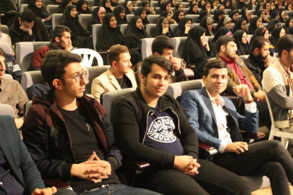 برگزاری مراسم روز دانشجو دردانشگاه فرهنگیان استان قزوین 9