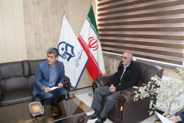 دیدار مدیریت امور پردیس های استان بااستاد آرم که 18سال رییس تربیت معلم قزوین بودند 3