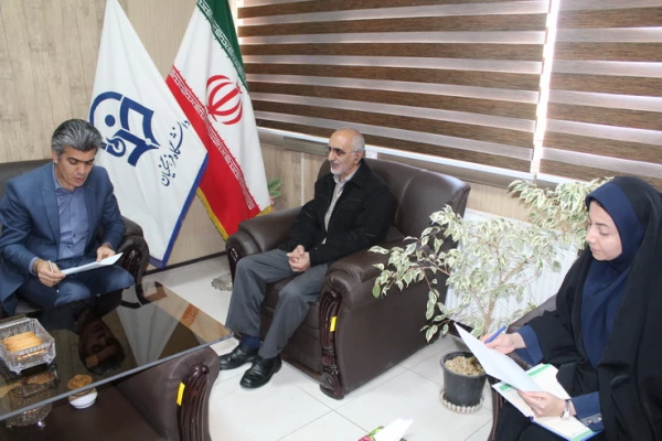 دیدار مدیریت امور پردیس های استان بااستاد آرم که 18سال رییس تربیت معلم قزوین بودند 6