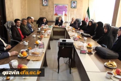 نشست دکتر طاهری نیا معاون پژوهشی دانشگاه فرهنگیان کشور با اساتید واعضای هیئت علمی دانشگاه فرهنگیان استان قزوین 5