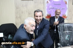 گفتگوی صمیمی دکتر طاهری نیا معاون پژوهشی دانشگاه فرهنگیان بااستاد آزادفر رئیس تربیت معلم قزوین پیش ازانقلاب 3