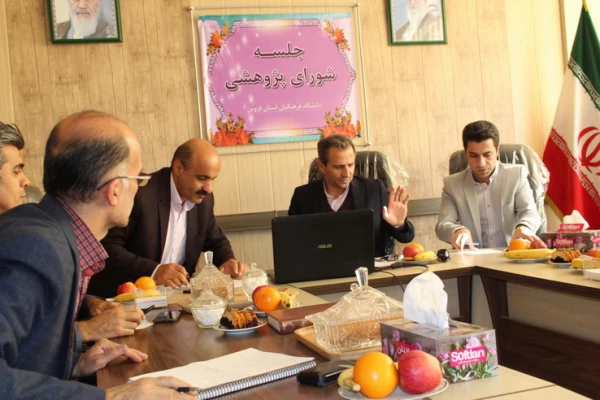 برگزاری جلسه شورای پژوهشی دانشگاه فرهنگیان کشور ازطریق ویدئو کنفرانس درقزوین 5