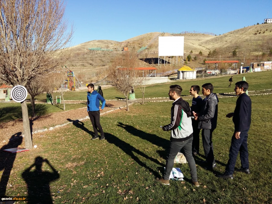 اردوی یک روزه دانشجویان دانشگاه فرهنگیان استان قزوین به بوستان فدک و امام زاده باراجین(ع)قزوین 2