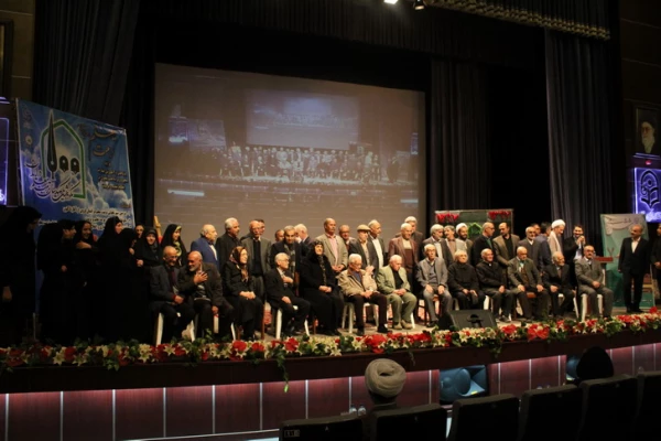 دردانشگاه فرهنگیان استان قزوین برگزار شد:«همایش باشکوه نکوداشت یکصدمین سال تاسیس تربیت معلم درایران» 17