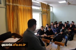 دیدارصمیمی دکتر روشندل معاون آموزشی وتحصیلات تکمیلی دانشگاه فرهنگیان کشور بااعضای هیئت علمی دانشگاه فرهنگیان استان قزوین 8