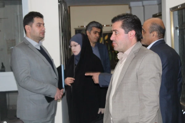 دیدارصمیمی دکتر روشندل معاون آموزشی وتحصیلات تکمیلی دانشگاه فرهنگیان کشور بااعضای هیئت علمی دانشگاه فرهنگیان استان قزوین 10