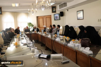 برگزاری نشست هم اندیشی استادان دانشگاه فرهنگیان استان قزوین درتهران