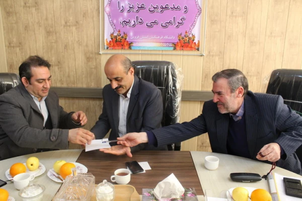 انعقاد تفاهم نامه همکاری مابین جمعیت هلال احمر استان قزوین و دانشگاه فرهنگیان استان 2