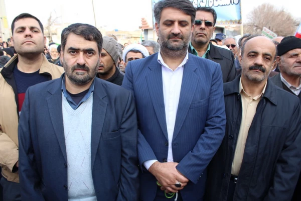 شرکت گسترده وپرشور مسئولین،کارکنان ودانشجویان دانشگاه فرهنگیان استان قزوین درراهپیمایی یوم الله 22بهمن 97 7