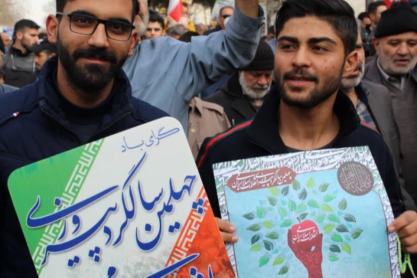 شرکت گسترده وپرشور مسئولین،کارکنان ودانشجویان دانشگاه فرهنگیان استان قزوین درراهپیمایی یوم الله 22بهمن 97 16