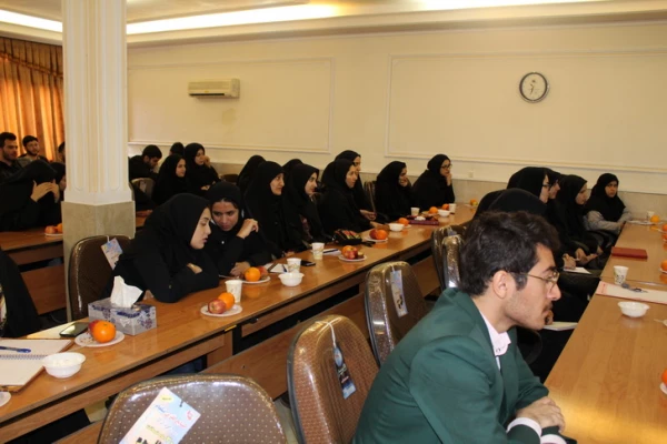 دردانشگاه فرهنگیان استان قزوین برگزارشد:« همایش استانی نقش ورسالت دانشگاه فرهنگیان درتربیت شهروندفعال» 3