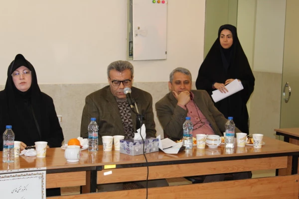 دردانشگاه فرهنگیان استان قزوین برگزارشد:« همایش استانی نقش ورسالت دانشگاه فرهنگیان درتربیت شهروندفعال» 10