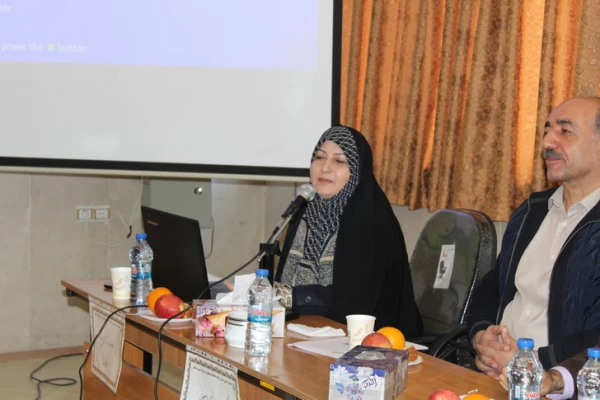 دردانشگاه فرهنگیان استان قزوین برگزارشد:« همایش استانی نقش ورسالت دانشگاه فرهنگیان درتربیت شهروندفعال» 14