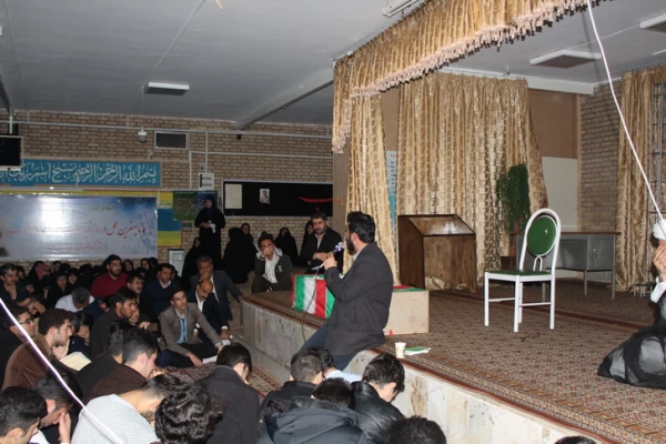 استقبال ووداع باشکوه وعاشقانه اساتید کارکنان ودانشجویان دانشگاه فرهنگیان استان قزوین با سردارشهید مدافع حرم حمیدمحمدرضایی 4