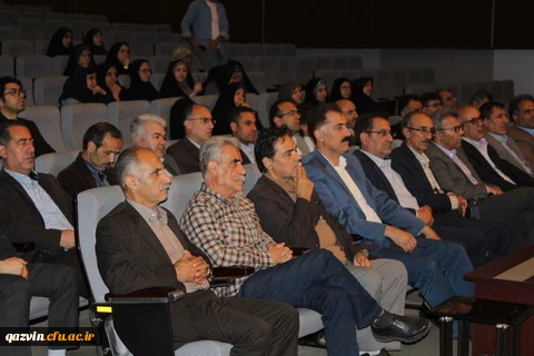 به مناسبت هفته آموزش وبزرگداشت مقام معلم برگزارشد: برگزاری همایش تجلیل ازاساتید دانشگاه فرهنگیان استان قزوین 6